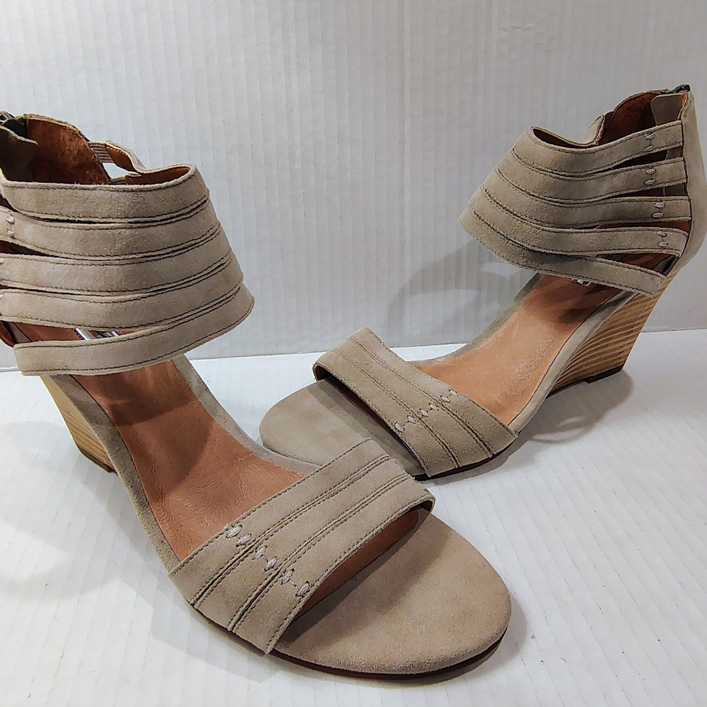 Halogen Sandals